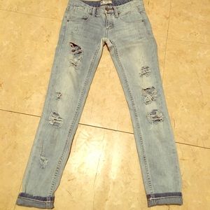 Light blue distressed jeans